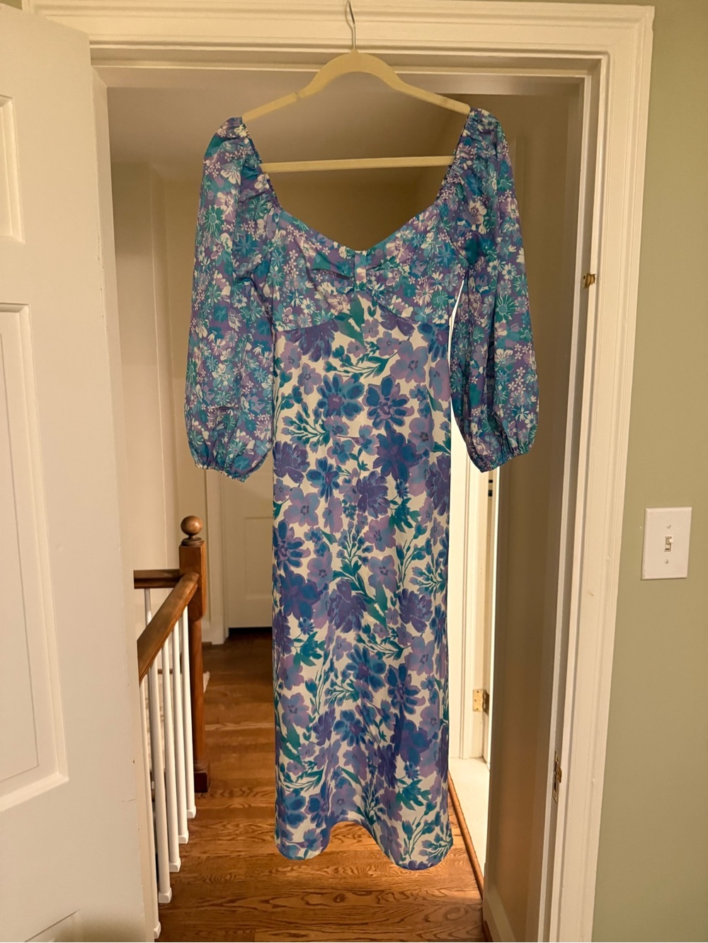 4SI3NNA Blue and Purple Floral Midi Dress with Puff Sleeves